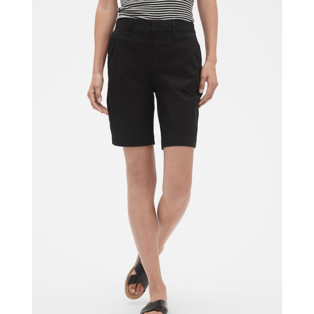 NWT Womens Khakis by GAP Shorts Bermuda Shorts Black Size 0 Petite